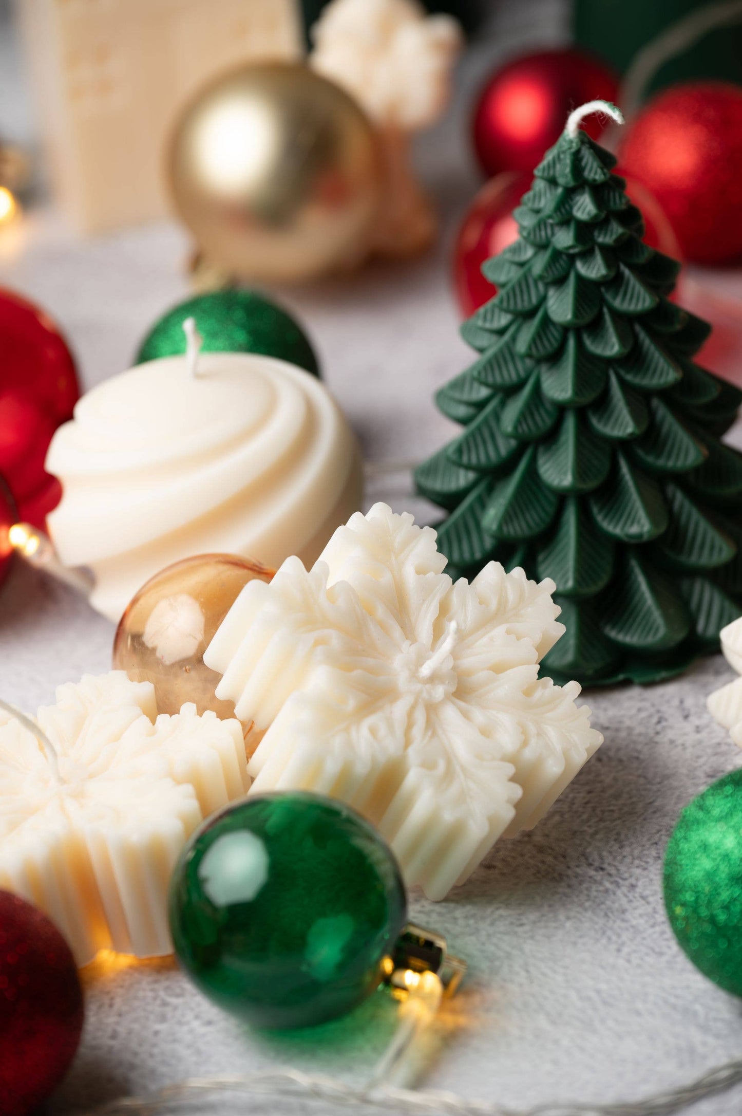 Snowflake Christmas Candle - Holiday Decor