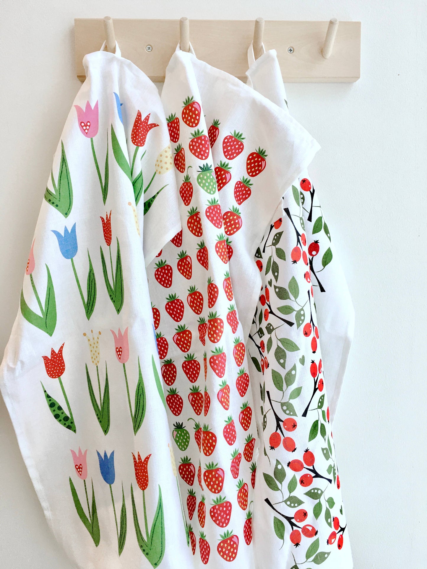 Tulip Gift Duo | 1 Tea Towel + 1 Sponge Cloth