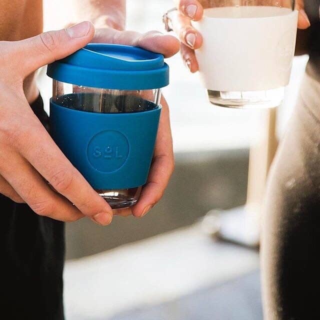 8OZ Winter Bondi Blue Glass Travel Tumbler
