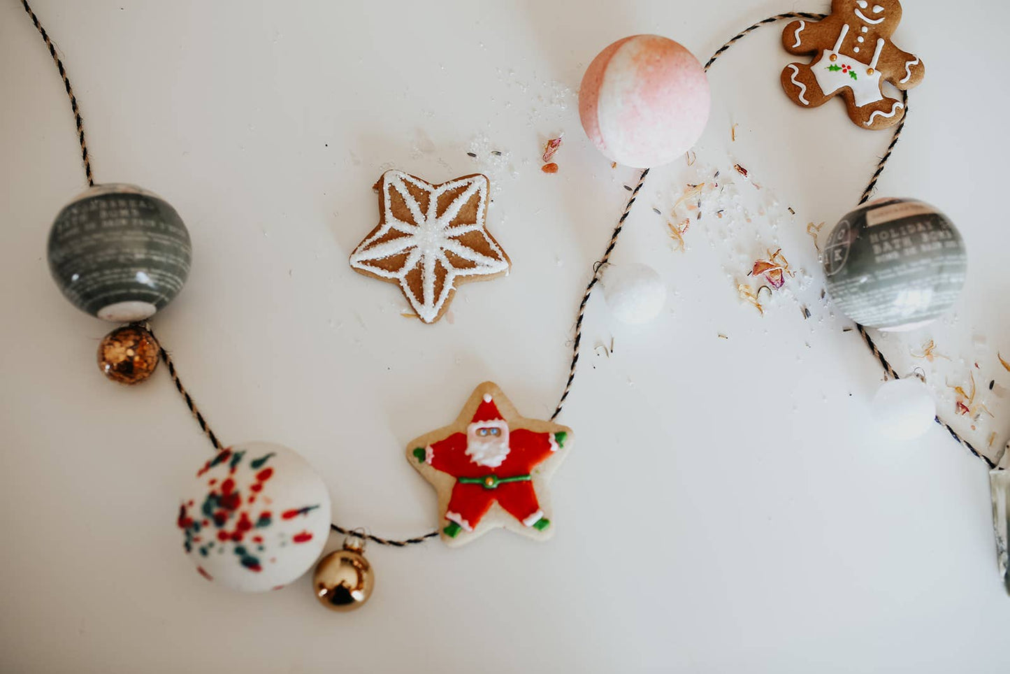 Gingerbread Bath Bomb - Holiday Collection 2022